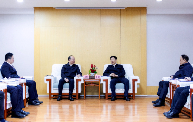 莫鼎革拜会陕西省委副书记、省长赵刚