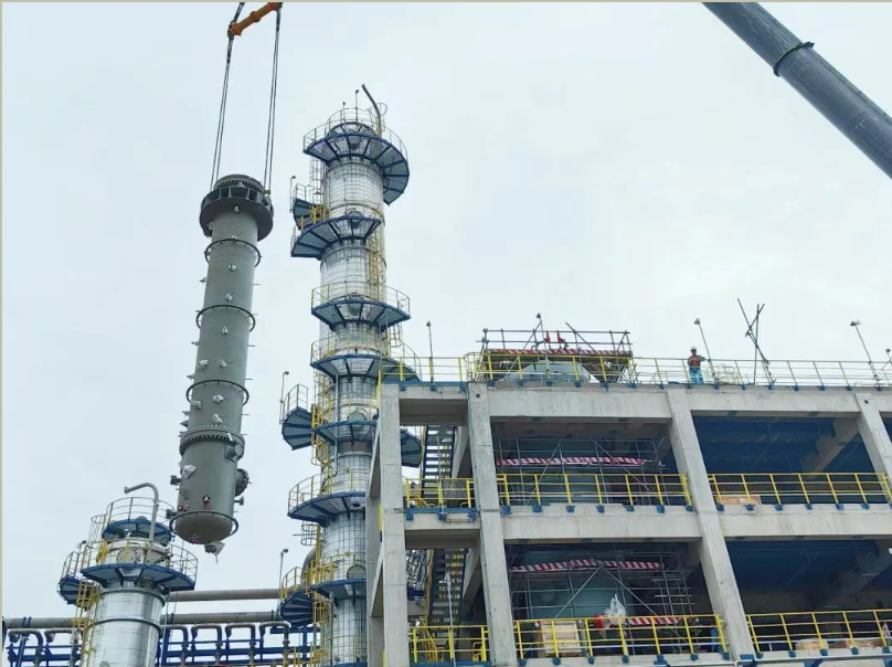 福建中沙古雷项目DMC产品回收塔顺利完成安装