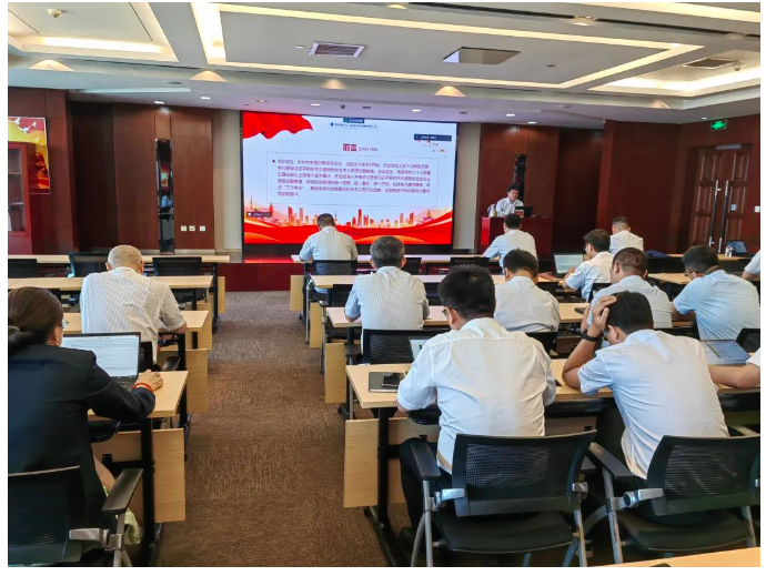 赵敏伟深入基层讲授主题教育专题党课