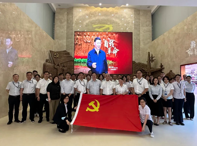 主题教育 | 赓续红色血脉 永葆清廉本色——赵光明一行赴北辰区纪律教育中心开展主题活动