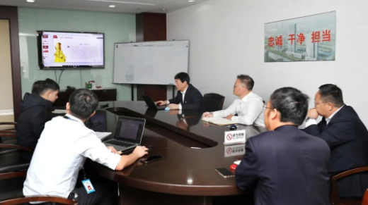 天辰公司卞明赴上海分公司党支部 讲授“认真学习全会精神，向着目标奋勇前进”党课