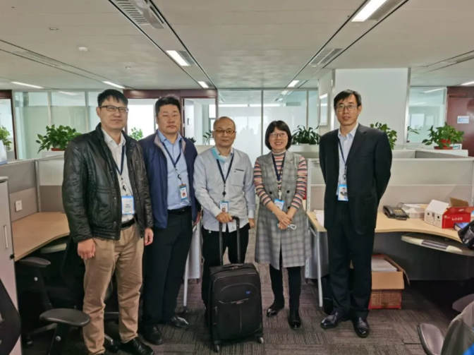 【出征曲】 致敬最美“逆行”勇士！