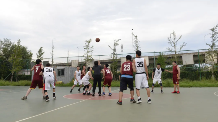 天辰公司第十六届“天辰杯”篮球赛完美收官!